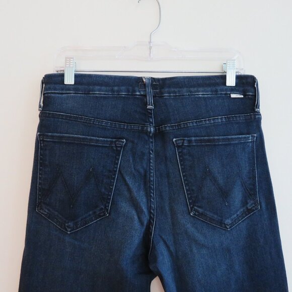 MOTHER High Waisted Looker Ankle Fray Jeans in Tongue and Chic - Size 30 - Picture 11 of 16